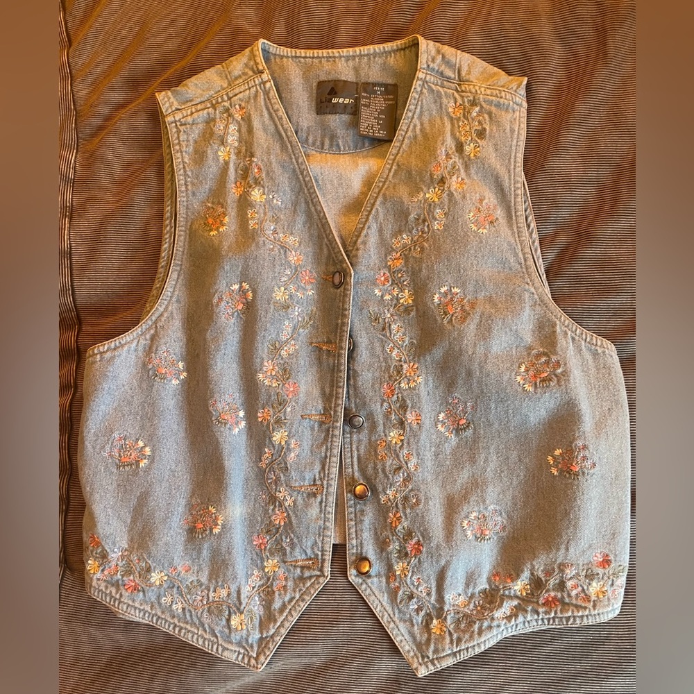 Vintage jean floral embroidered vest